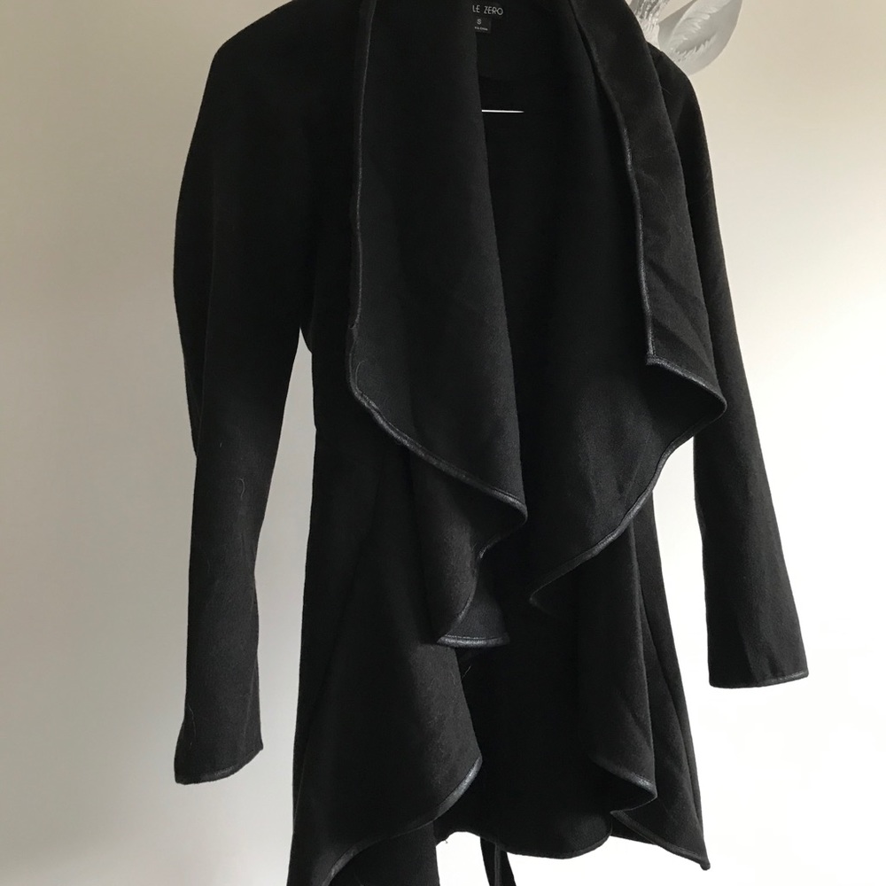 Shacket - Picture 2 of 4